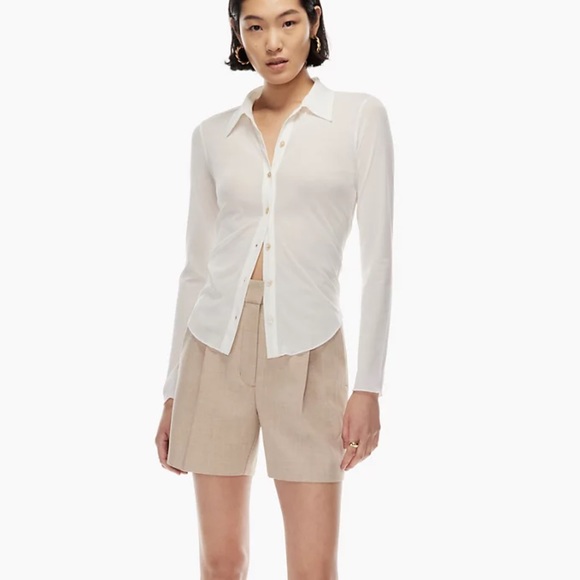 Aritzia Tops - ARITZIA | Pose Button up shirt